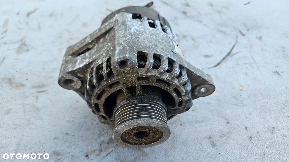 Alternator Fiat Croma II Stilo Vectra C ALfa Romeo 159 1,9 JTD CDTI 120A 73503235 - 4