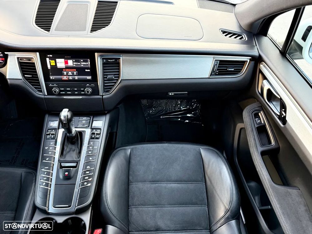 Porsche Macan GTS PDK - 11