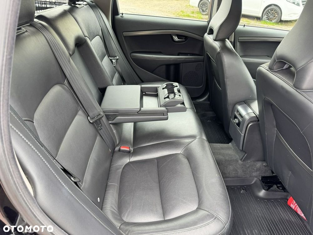 Volvo V70 D4 Geartronic Momentum - 20