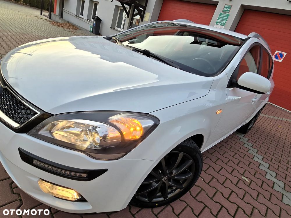 Kia Ceed 1.6 CVVT LX - 12