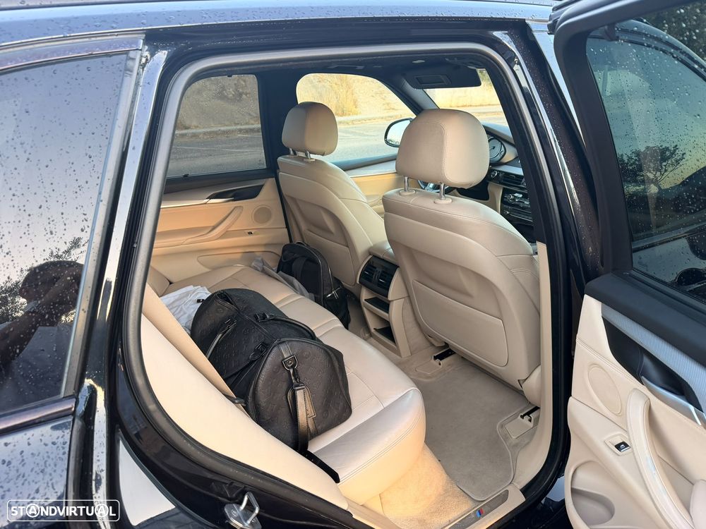 BMW X5 30 d xDrive Pack M - 11