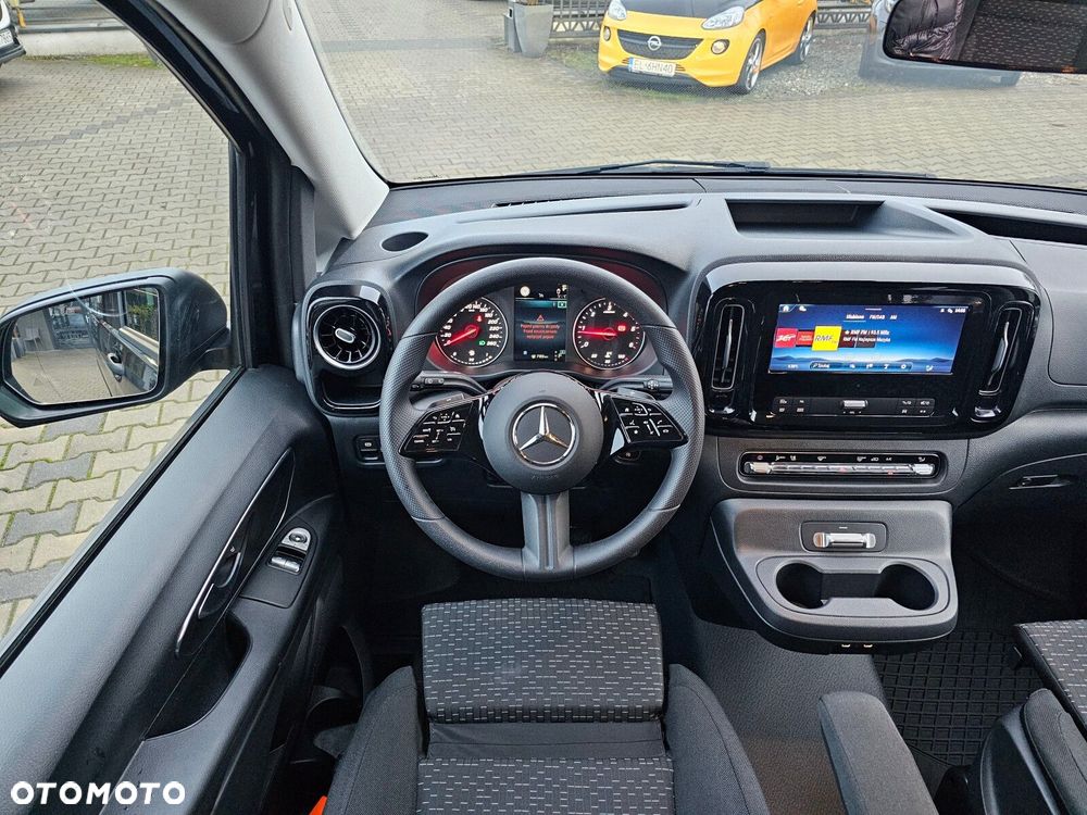 Mercedes-Benz Vito - 26