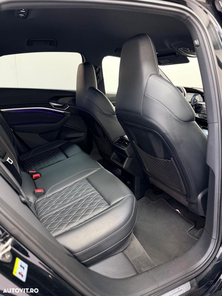Audi e-tron - 15