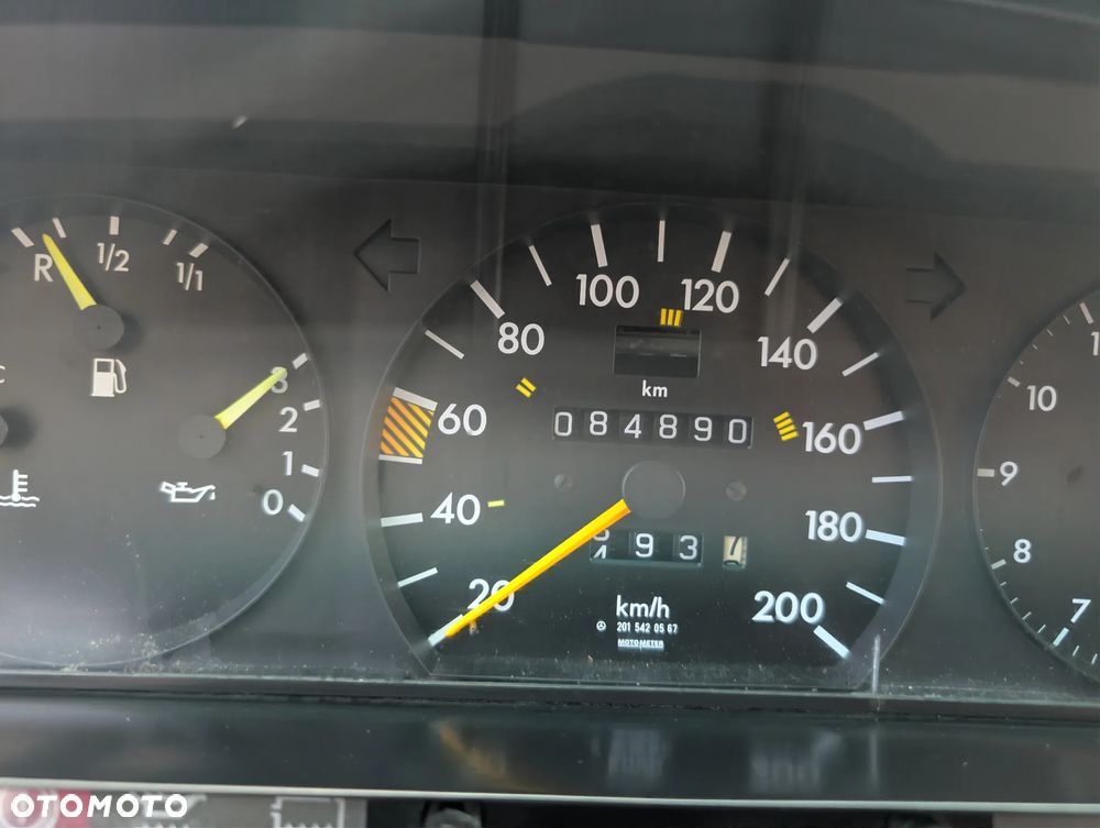 Mercedes-Benz W201 (190) - 14