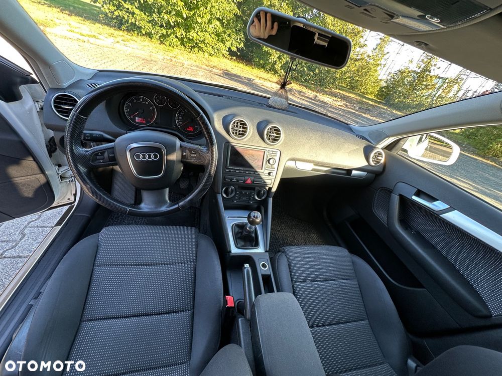 Audi A3 Sportback - 15