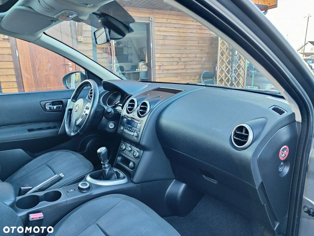 Nissan Qashqai+2 - 20