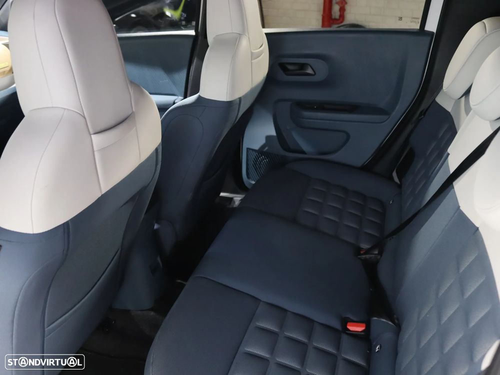 Fiat Grande Panda 1.2 Hybrid La Prima eDCT - 12