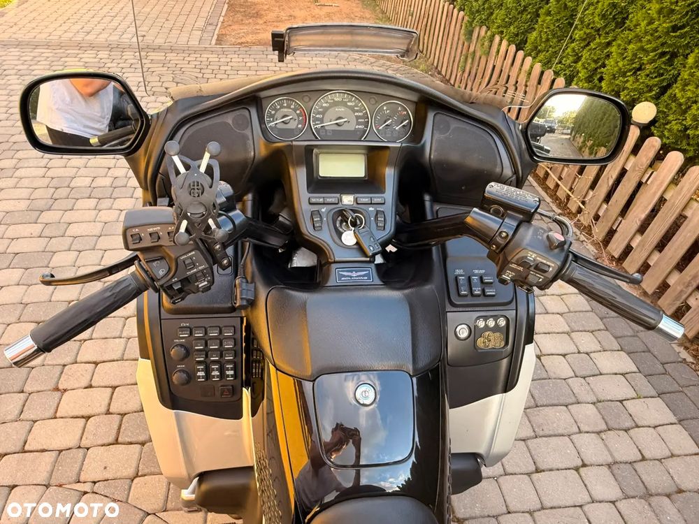 Honda GL - 25