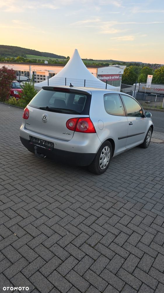 Volkswagen Golf 1.6 FSI Goal - 3