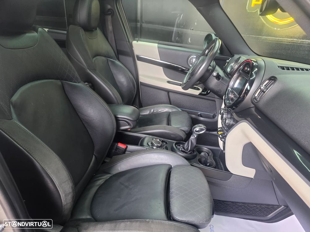 MINI Countryman Cooper SE ALL4 Auto - 37