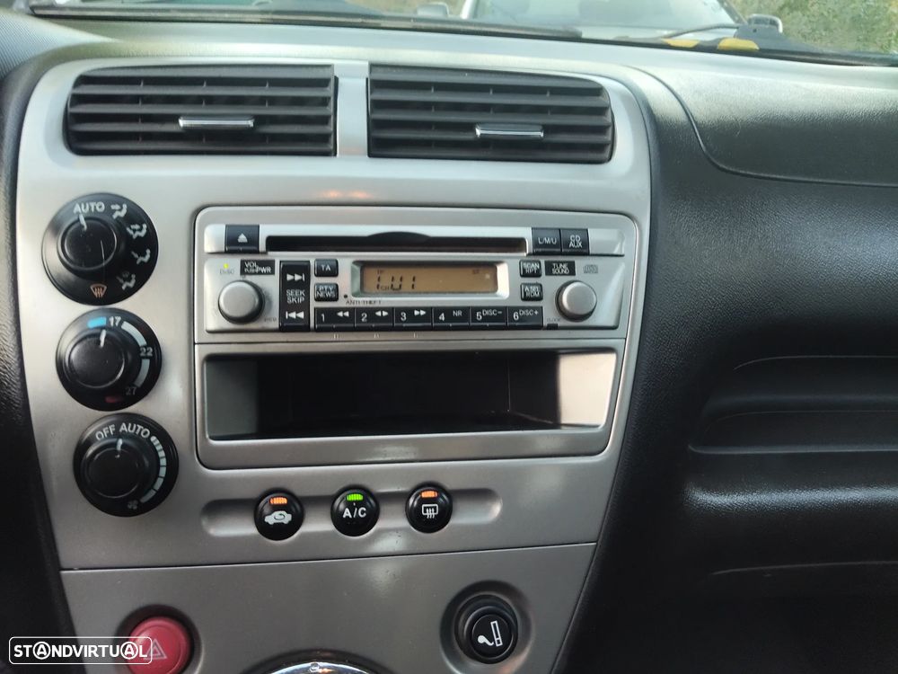 Honda Civic 1.6 ES Exclusive - 13