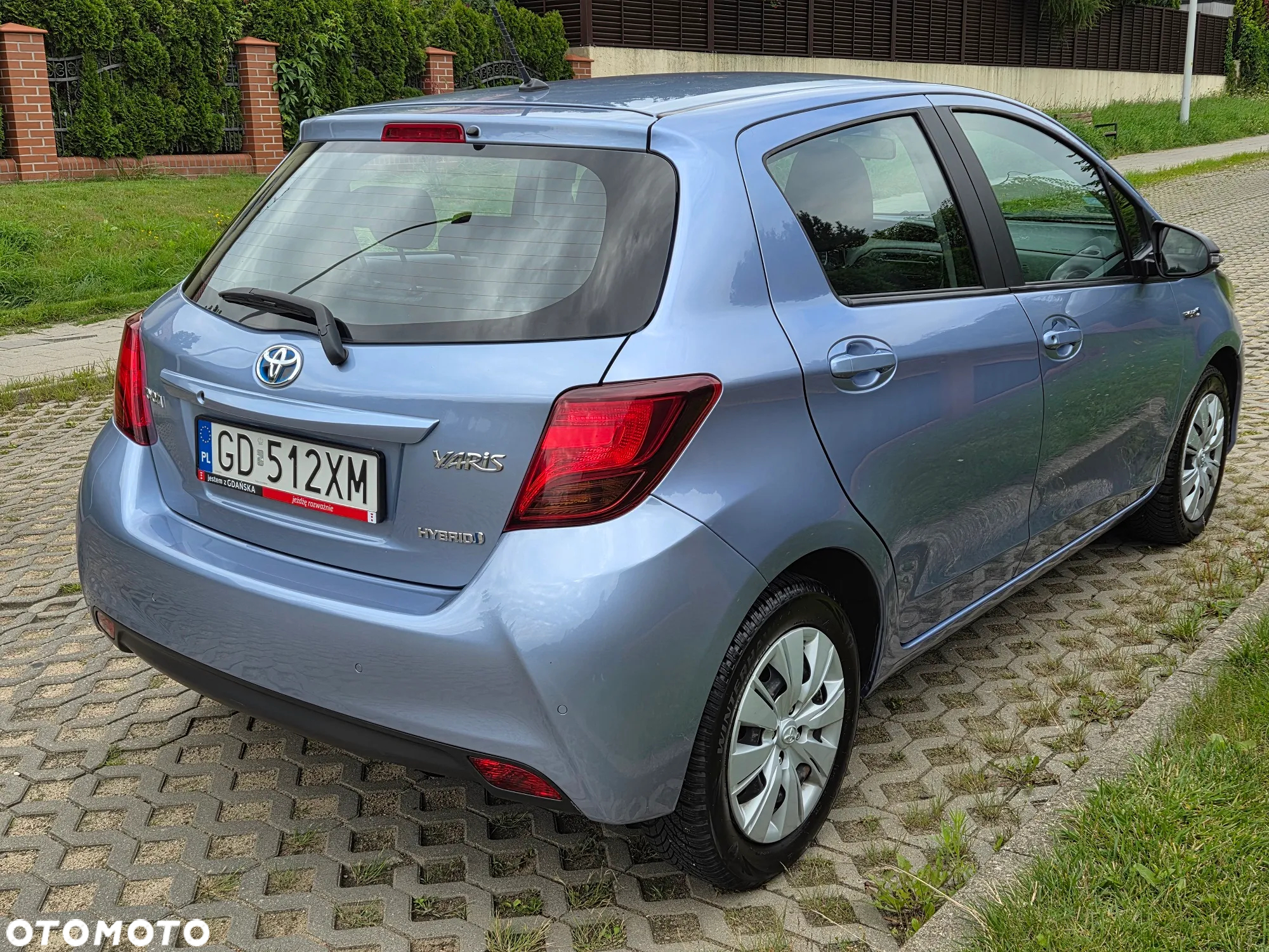 Toyota Yaris Hybrid 100 Life - 3