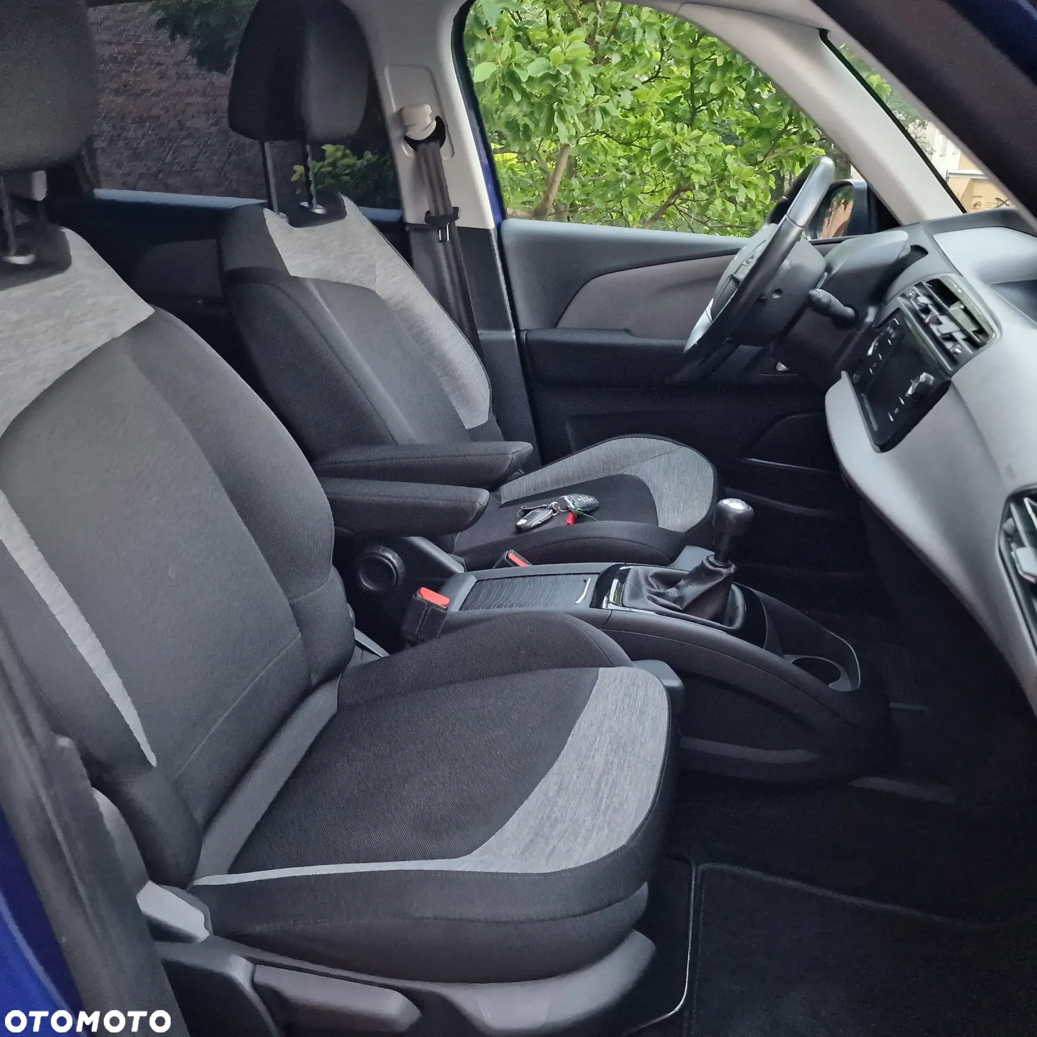 Citroën C4 Picasso PureTech 110 Stop&Start FEEL - 14