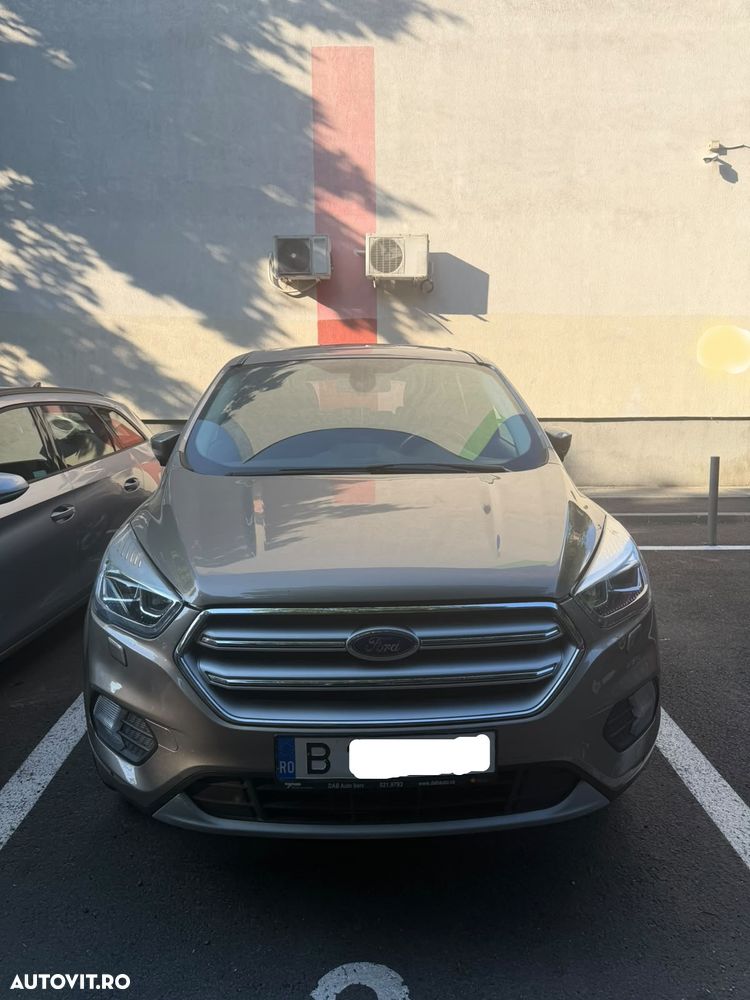 Ford Kuga 2.0 TDCi 4WD Powershift Titanium - 1