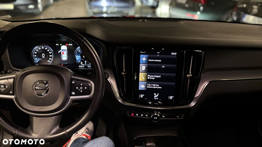 Volvo V60 B4 D Momentum Pro - 15