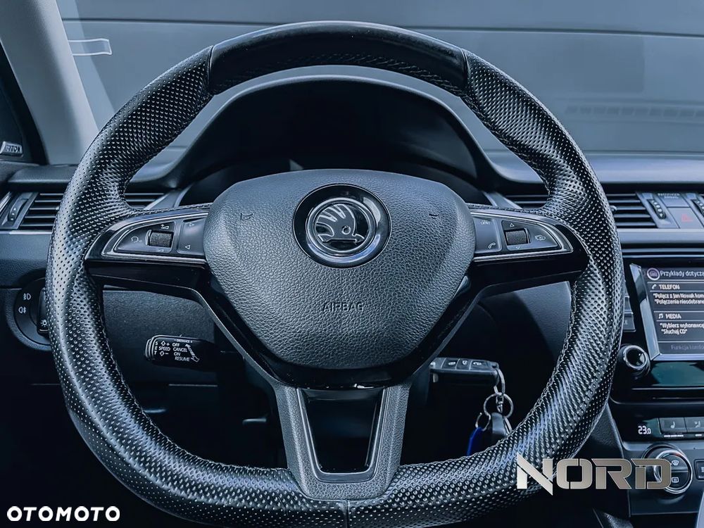 Skoda Octavia 1.8 TSI (Green tec) 4x4 DSG Style - 25