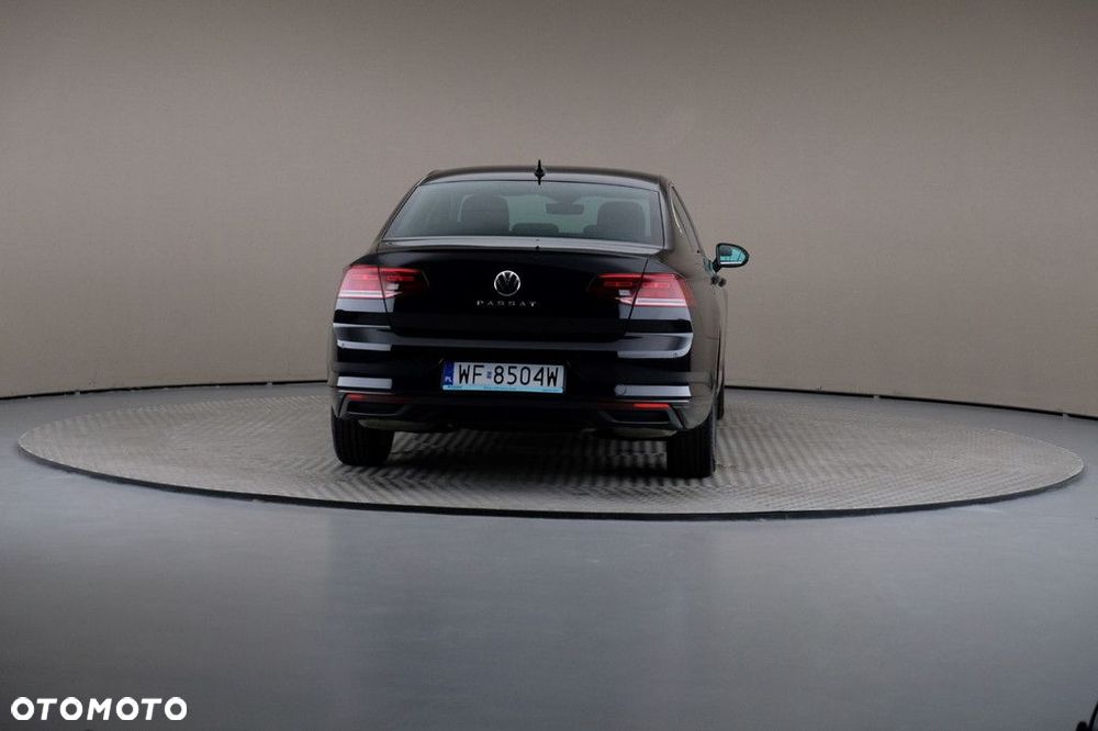 Volkswagen Passat 2.0 TSI Business DSG - 5