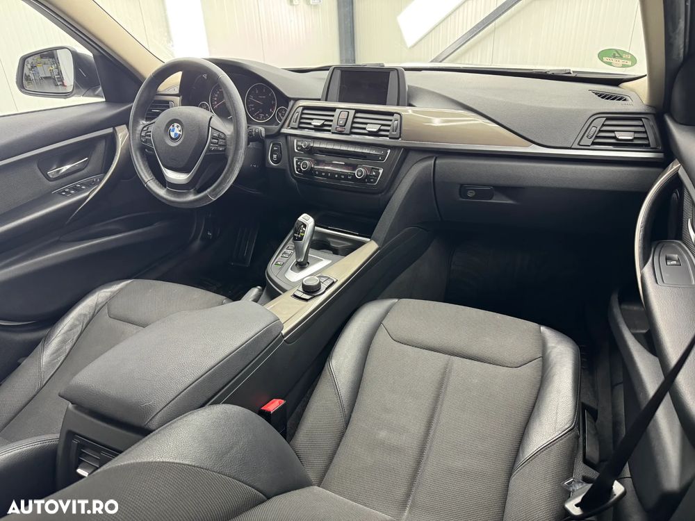 BMW Seria 3 320d Aut. Modern Line - 21