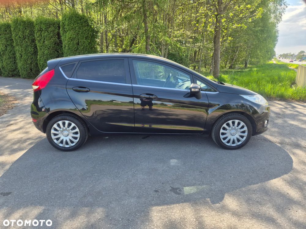 Ford Fiesta 1.4 Titanium EU5 - 5