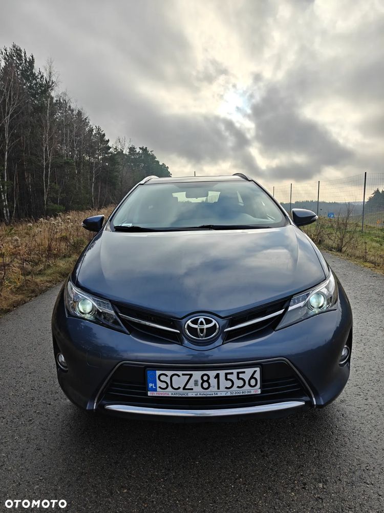 Toyota Auris 1.4 D-4D Premium Comfort - 11