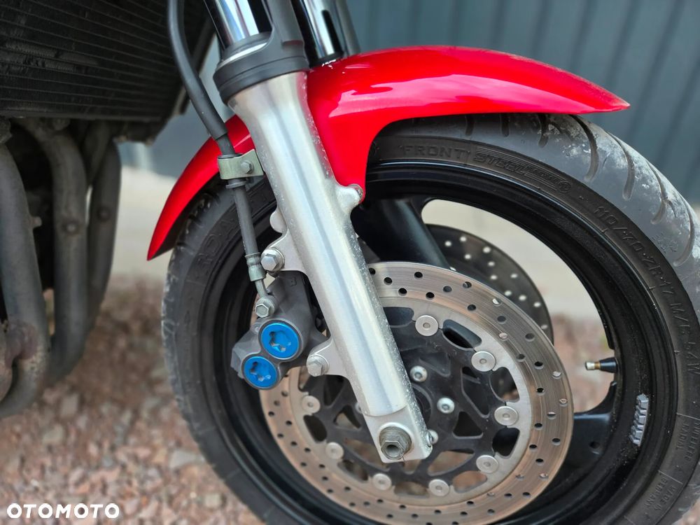Yamaha FZS - 10