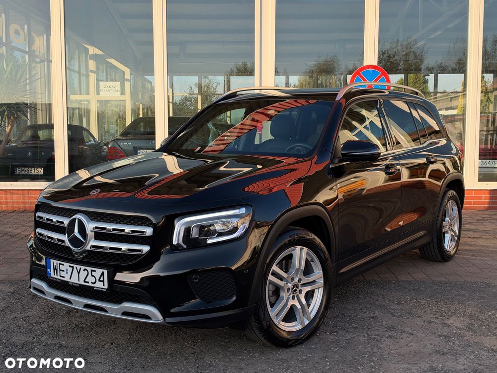 Mercedes-Benz GLB - 1