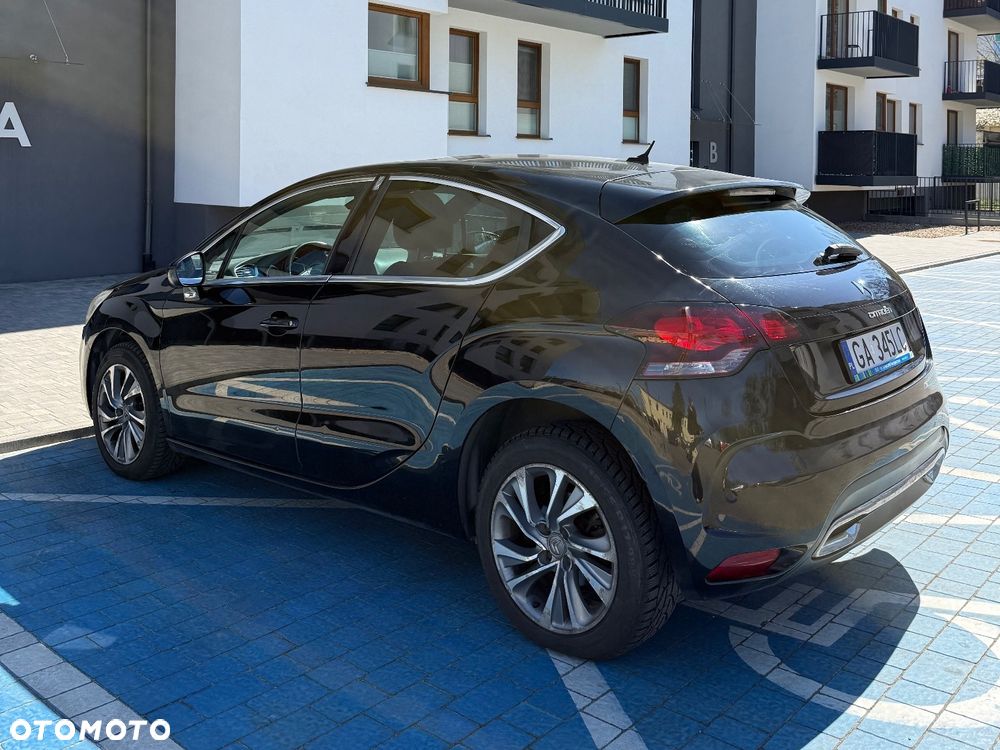 Citroën DS4 2.0 HDi SportChic - 1