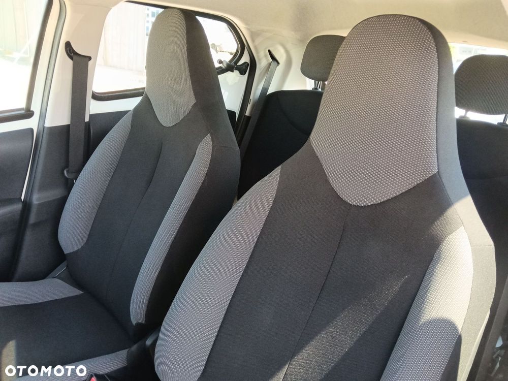 Toyota Aygo - 15