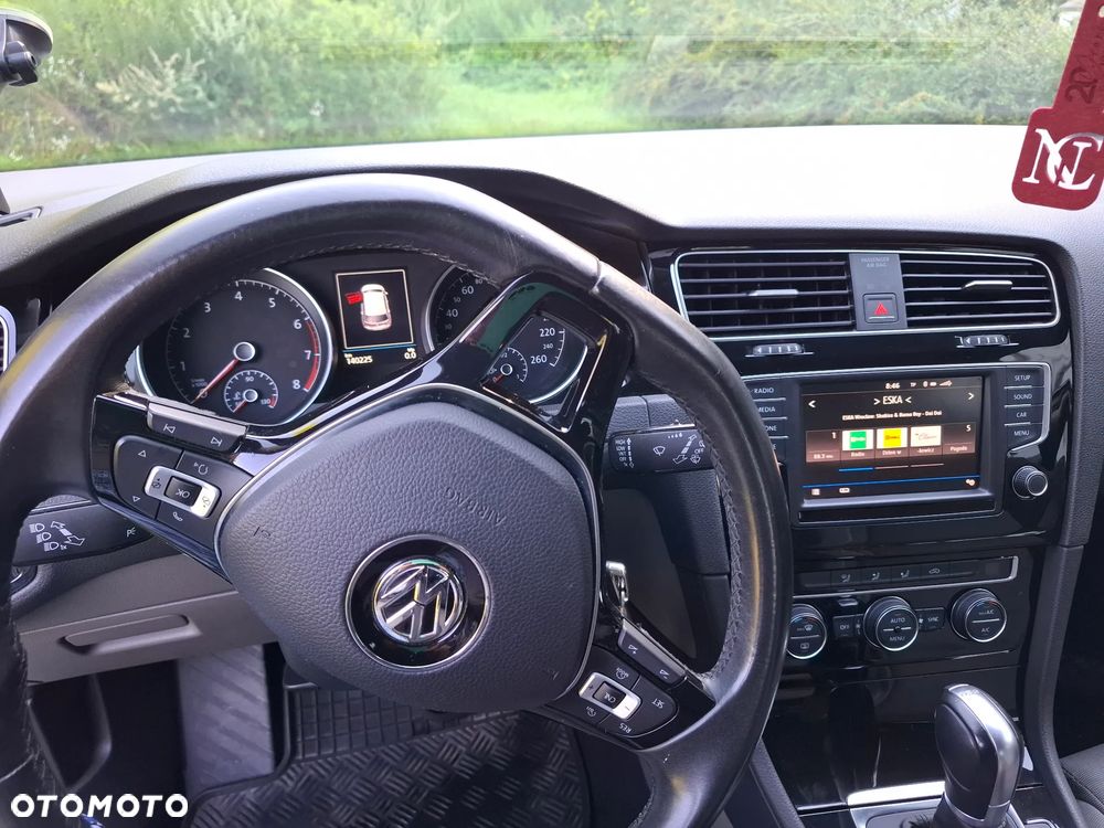 Volkswagen Golf 1.4 TSI BMT Highline DSG - 9