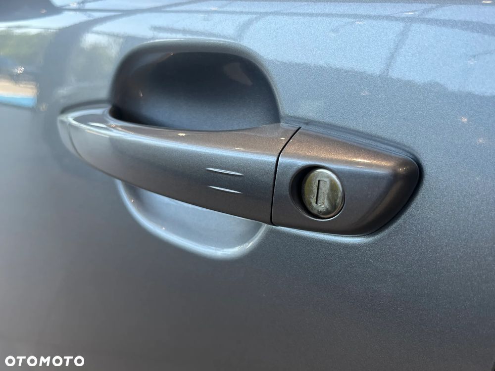 Peugeot 2008 PureTech mHEV Allure e-DCS6 - 18