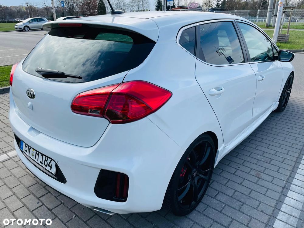 Kia Ceed 1.6 T-GDI GT-Challenge - 6