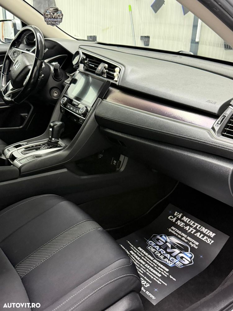 Honda Civic 1.5 i-VTEC Turbo CVT Prestige - 13