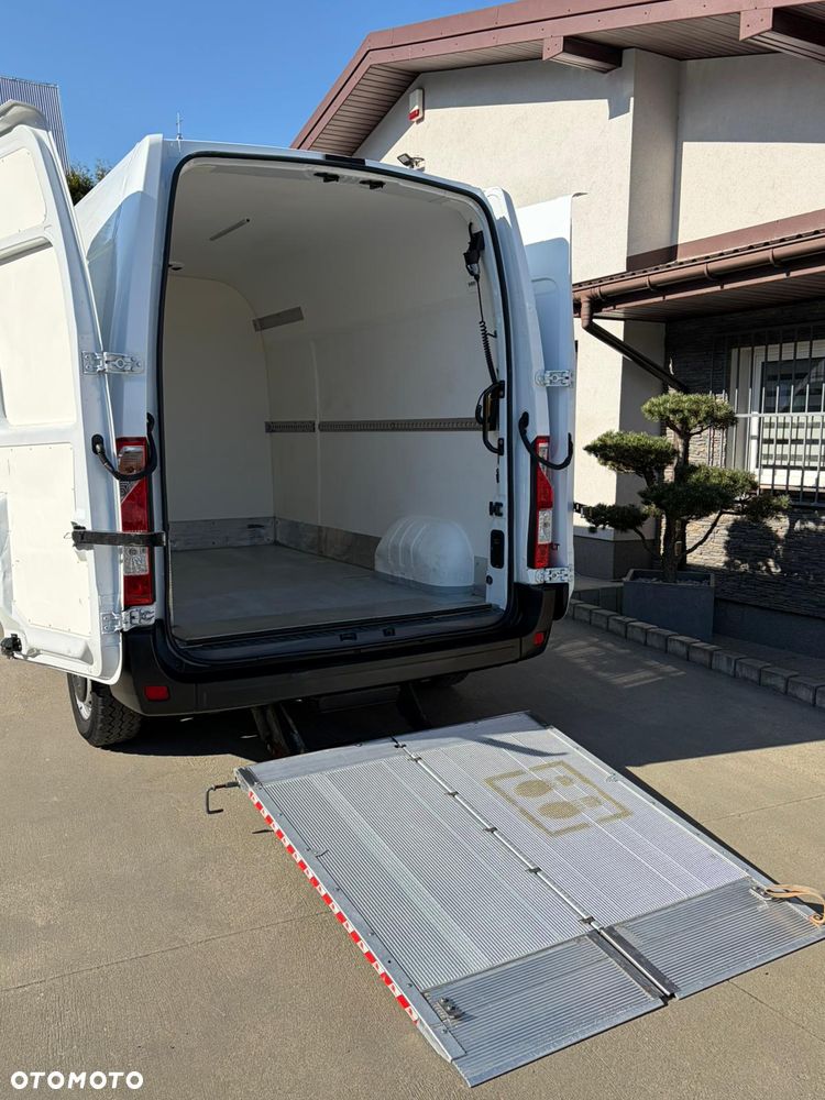 Renault Master L3H2 Blaszak Furgon z windą - 7