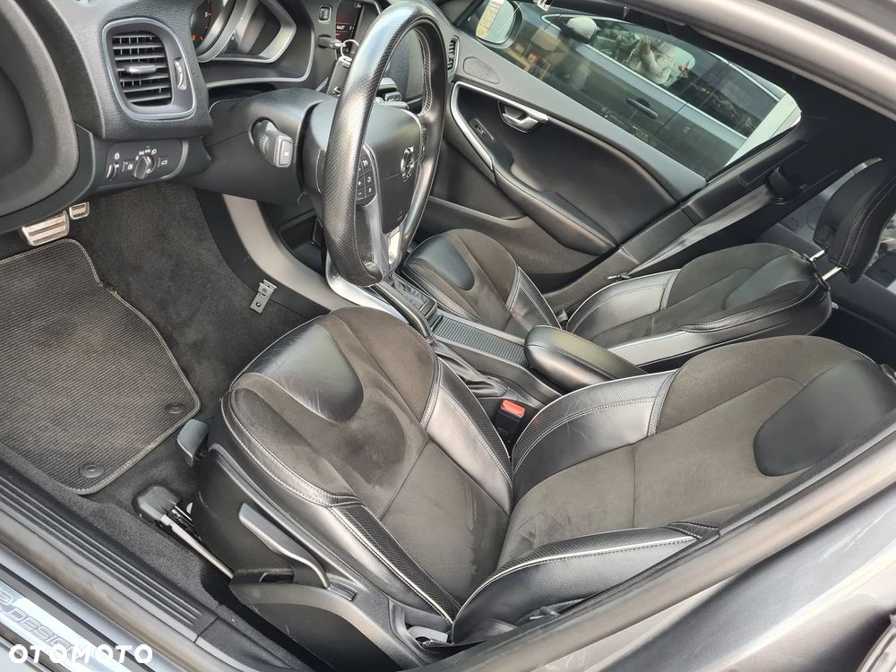 Volvo V40 D3 Drive-E R-Design Kinetic - 16