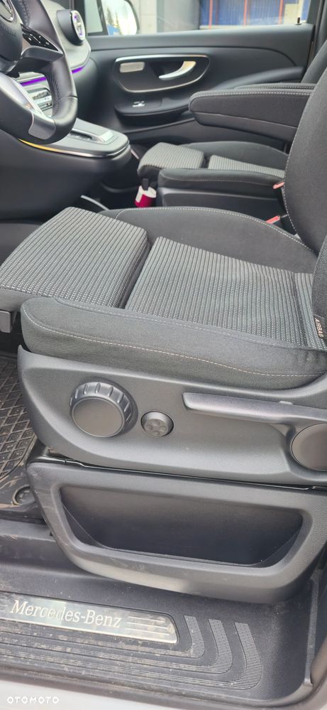 Mercedes-Benz Klasa V 300 d extralang 4Matic 9G-TRONIC Style - 11