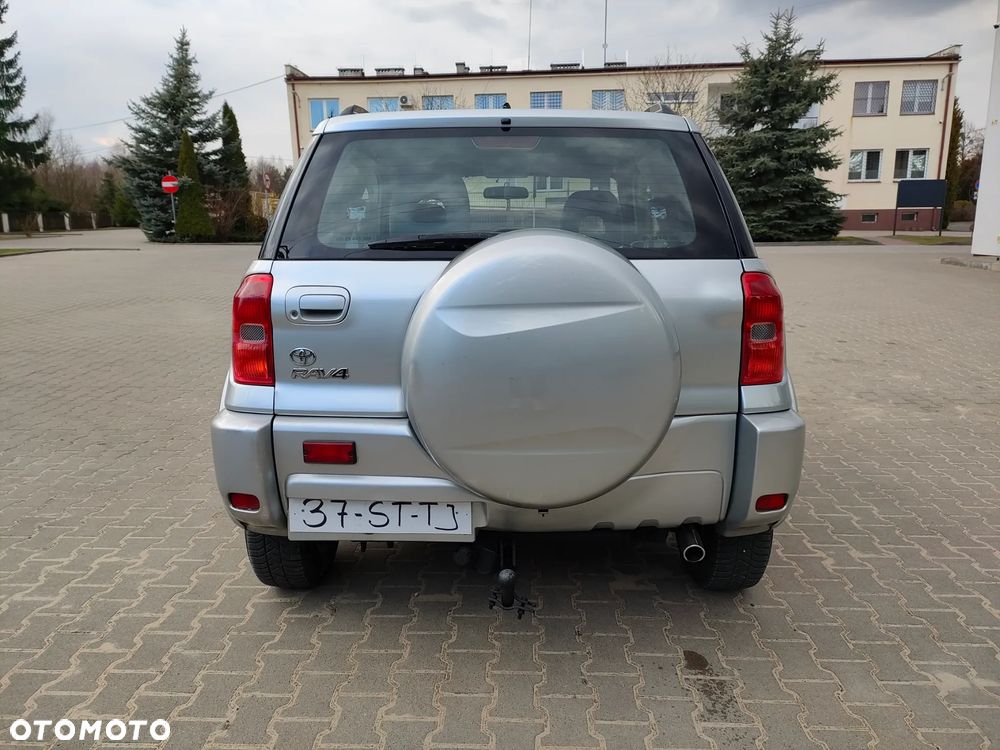 Toyota RAV4 4x4 Edition - 6