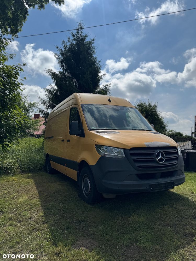 Mercedes-Benz Sprinter - 3