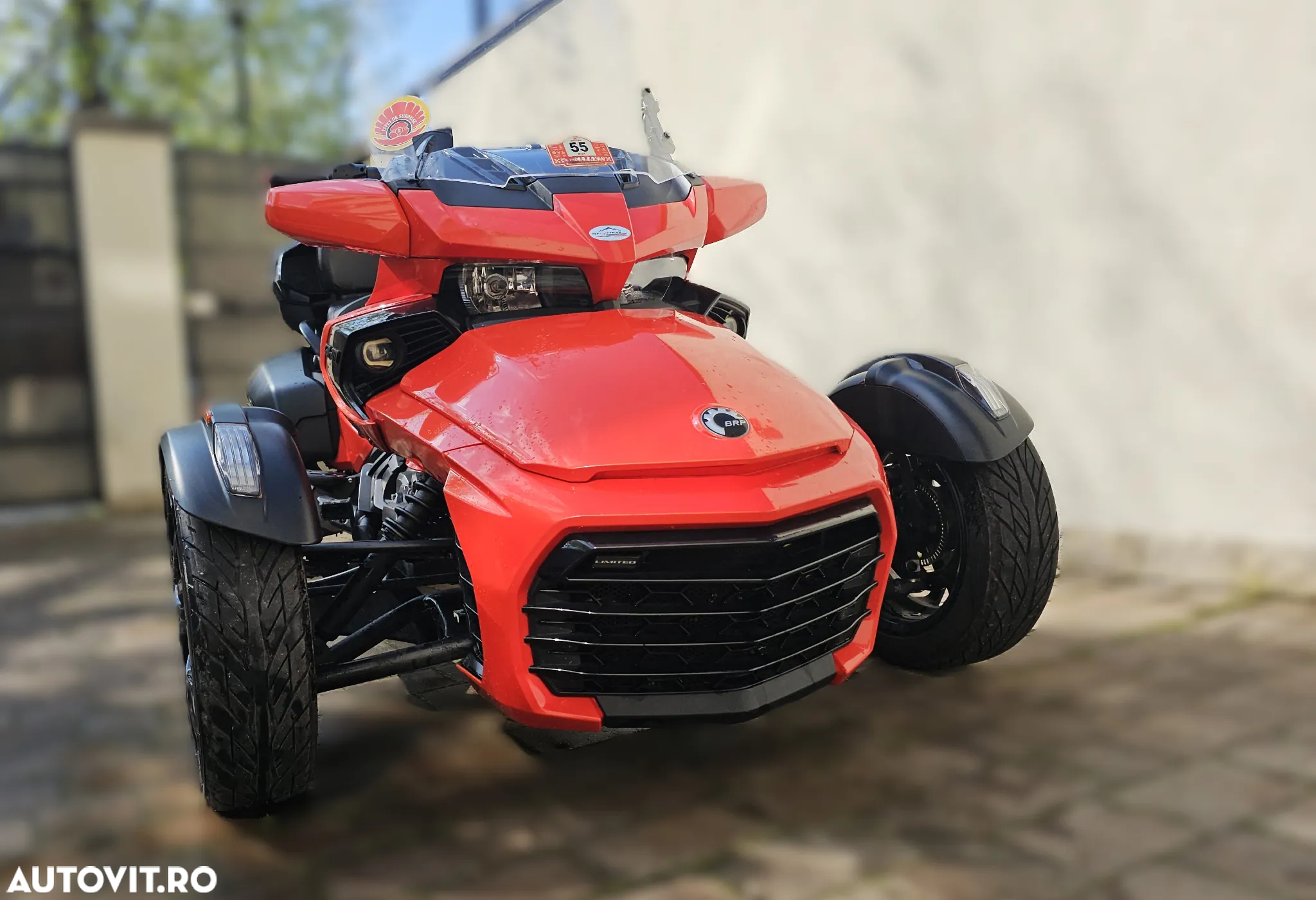 Can-Am Spyder - 17