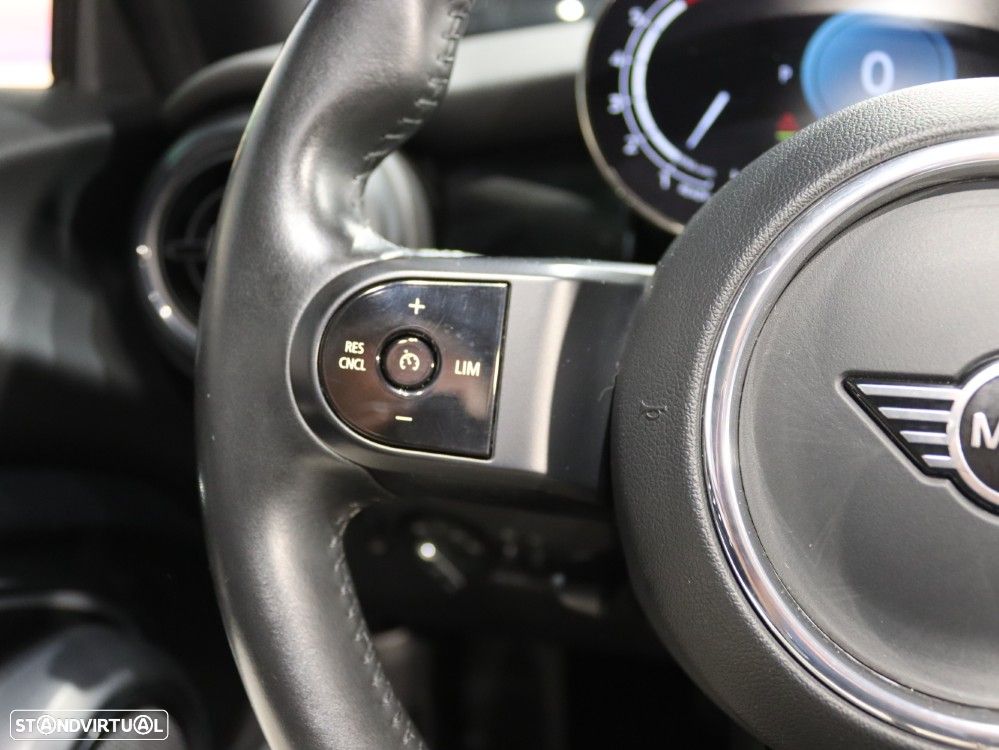 MINI Cabrio Cooper Premium Classic Auto - 17