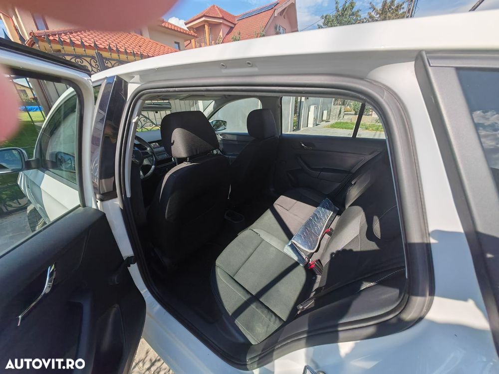 Skoda RAPID 1.6 TDI Style+ - 4