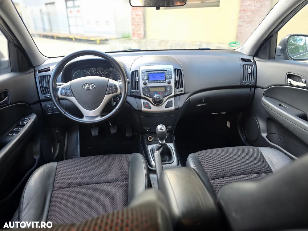 Hyundai i30 1.6 CRDI Style - 8