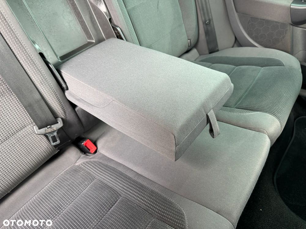 Volkswagen Golf Variant 1.6 Comfortline - 29