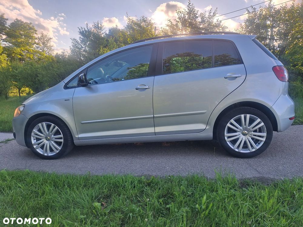 Volkswagen Golf Plus 1.6 TDI Trendline DSG - 2