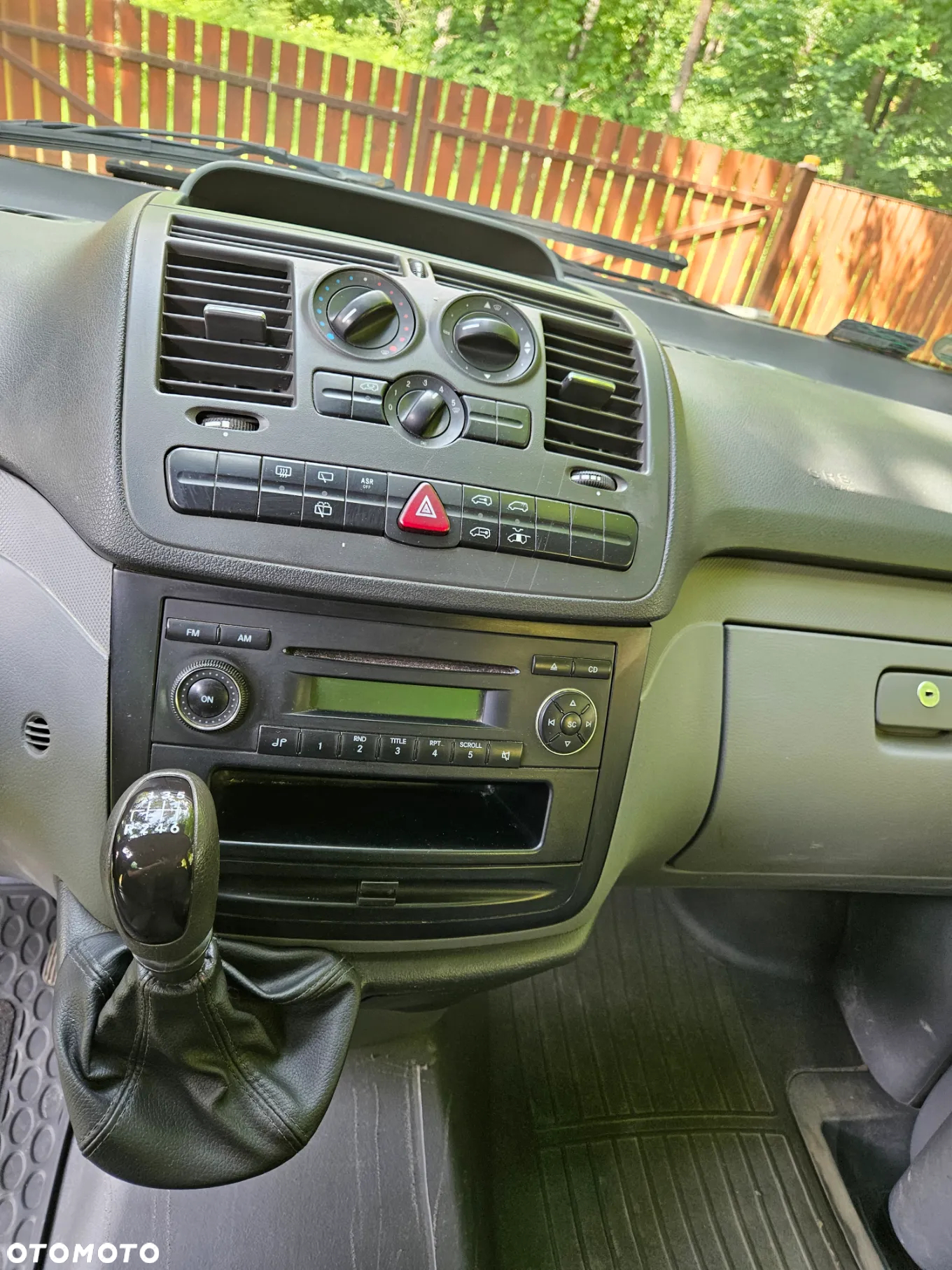 Mercedes-Benz Vito - 10
