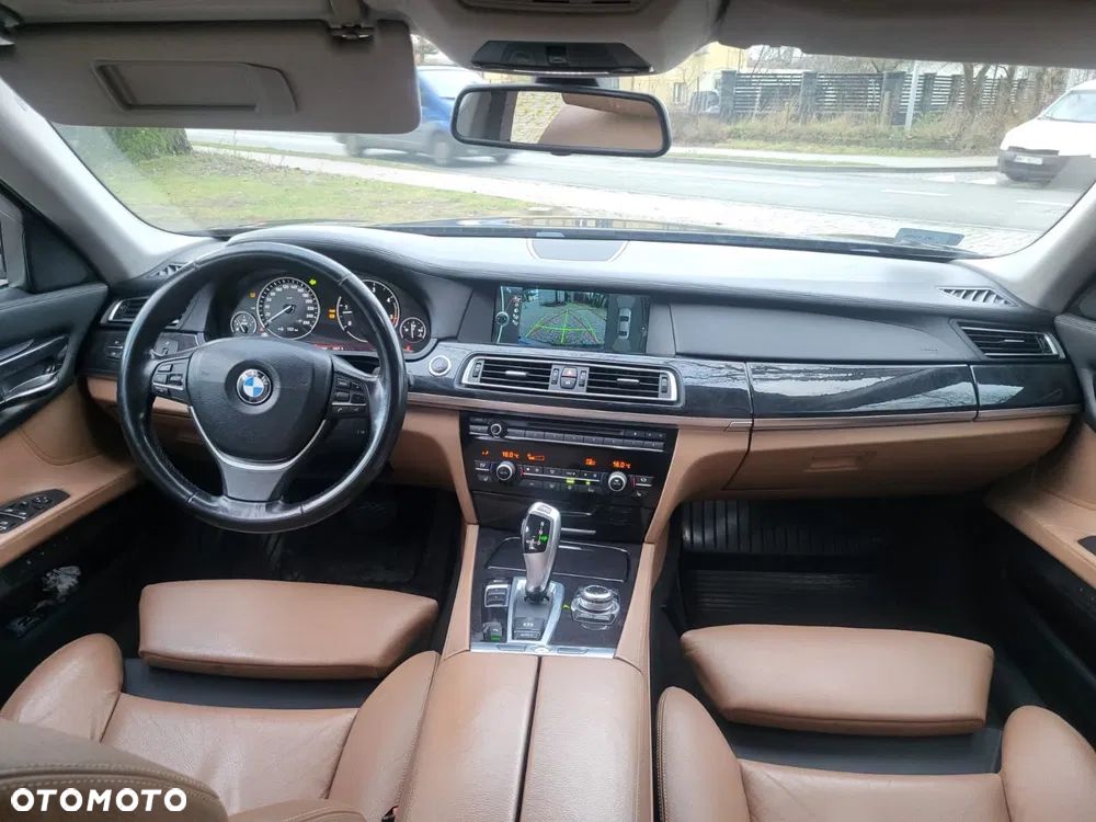 BMW Seria 7 730d - 2