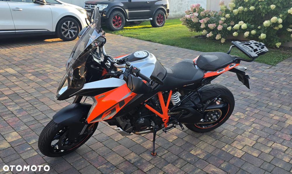 KTM Super Duke - 5