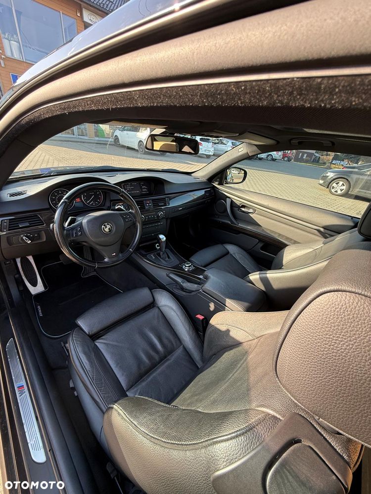 BMW Seria 3 335i xDrive M Sport Edition - 15