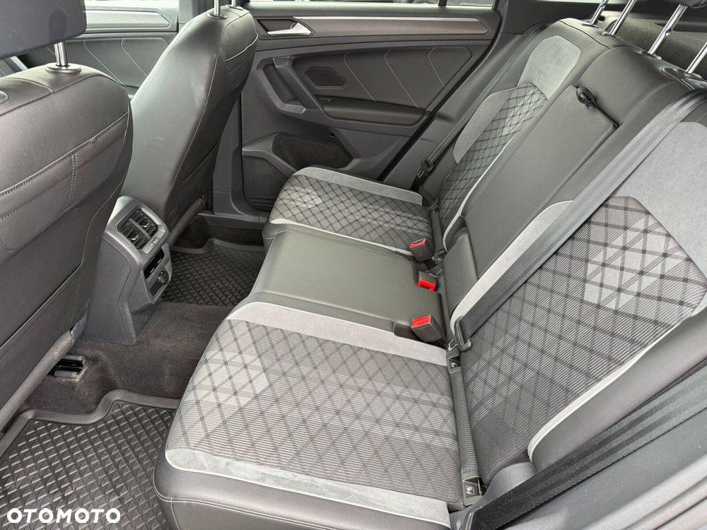 Volkswagen Tiguan 1.5 TSI EVO R-Line DSG - 27