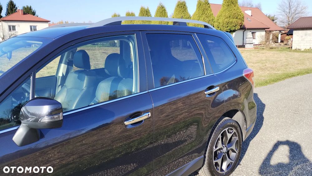 Subaru Forester 2.0XT Platinum Lineartronic - 9