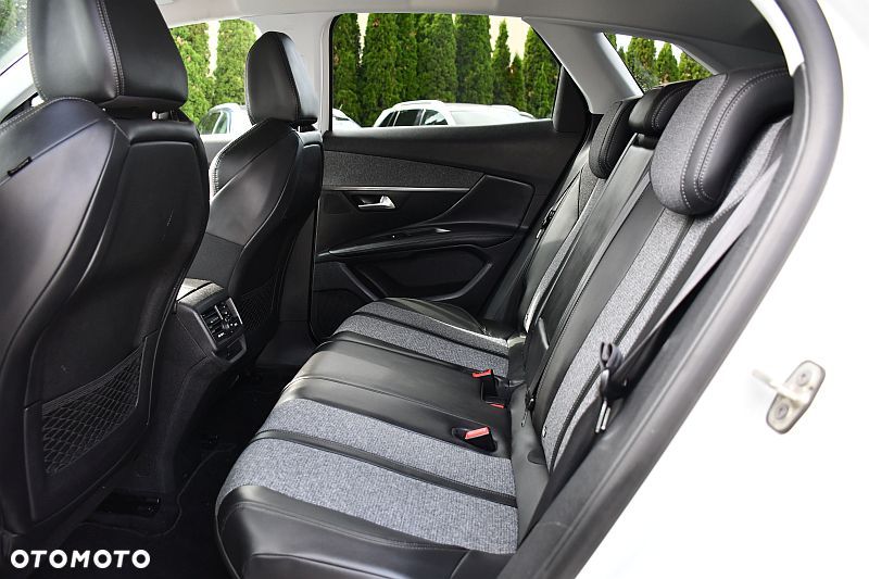 Peugeot 3008 BlueHDi 120 EAT6 Stop & Start Allure - 20
